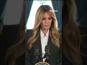 Melania Trump makes MAJOR ANNOUNCEMENT on talks with Putin #shorts