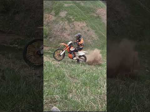 Amateur Enduro | A very technical climb up the hill