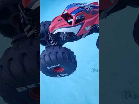 Down The Hill And Round The WOAH (Monster Jam Marvel Mega Spider-Man RC Monster Truck version)