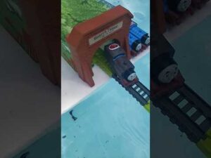 Down The Hill And Round The WOAH (Broken UK Talking Muddy Thomas version)