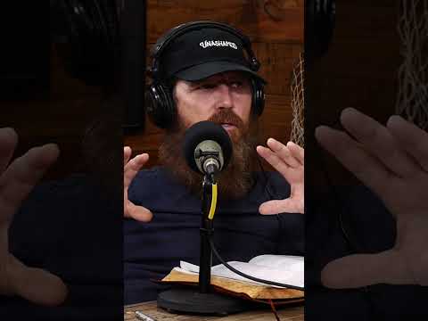 Jase Robertson's New CIA-Adjacent Pest Control Buddy